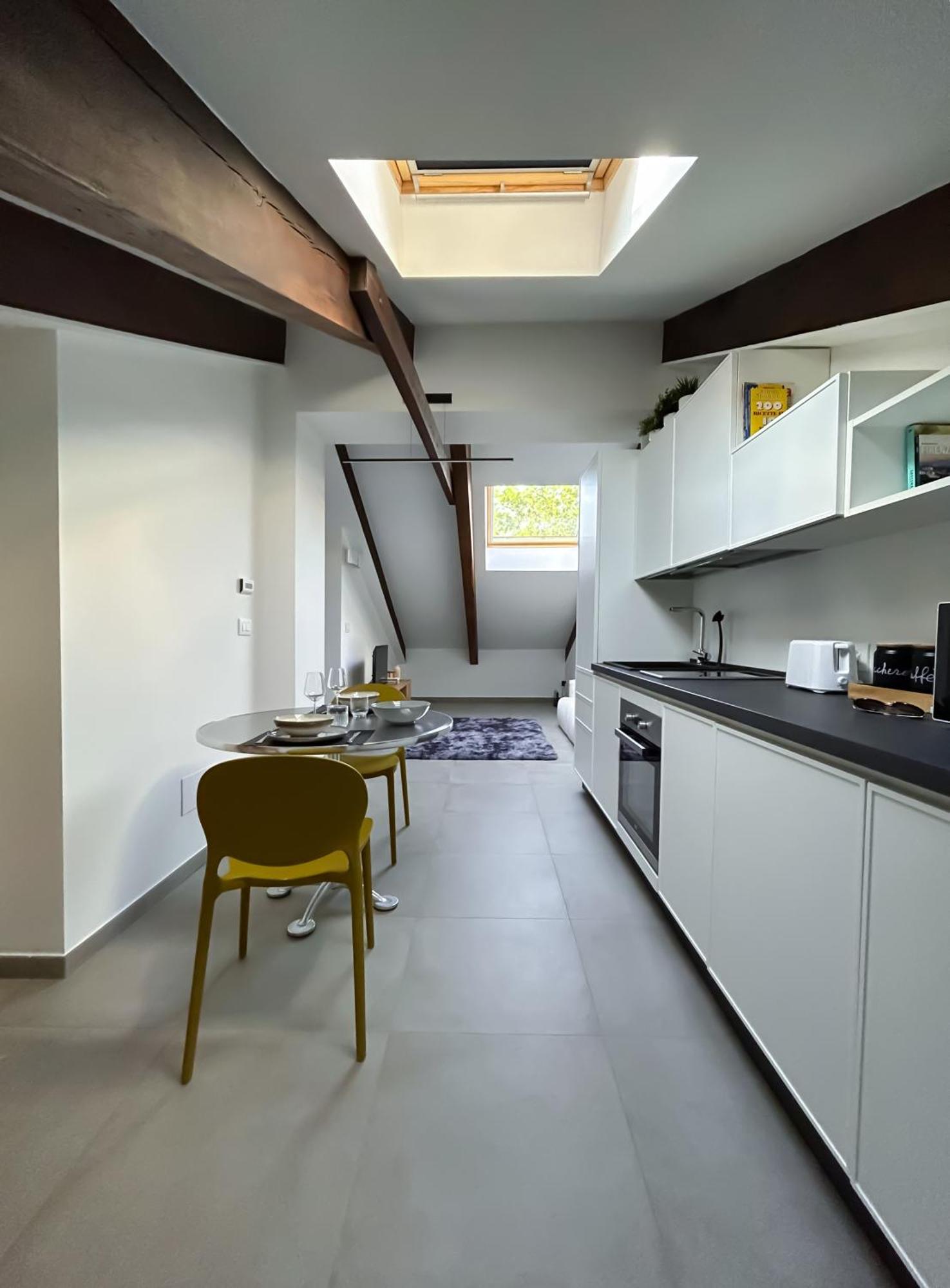 Apartamento Bilocale A 130m Da Porta Susa Turín